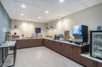 智選假日套房飯店博茲曼 - 早餐
