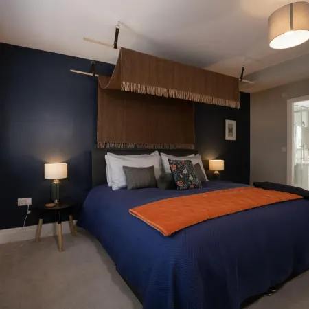 Morland Contemporary Lakeland Home by LetMeStay