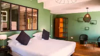 Manoir le Roure