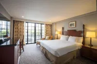 ポリネシアン レジデンシーズ ワイキキ ビーチ のホテル