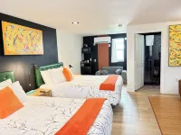 Riverwalk Park Inn