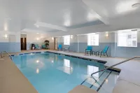 Comfort Inn & Suites Airport Convention Center - parking
