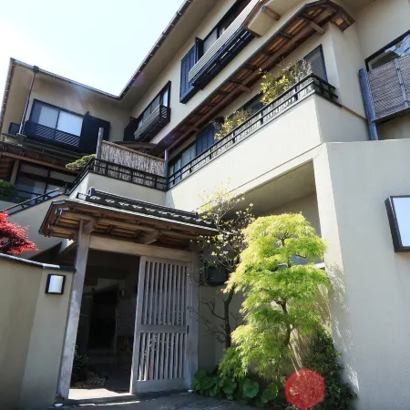 Yadokari a Hot-Spring Inn Featuring Local Seafood Cuisine