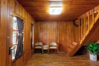 Emerald Cabin Dieng
