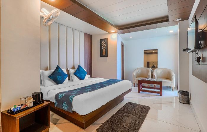 Hotel Silver Line by la Casa (Near Mall Road)