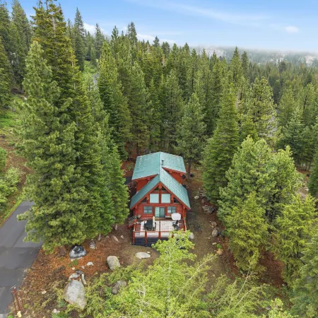 Log Cabin With Shou Sugi Ban Fireplace - Vh401 4 Bedroom Home