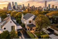New Build Downtown Views Pool Spa Walkable - Bungalow