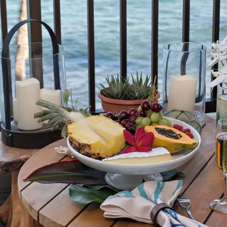 Sea La Vie Secluded Oceanfront condo, Magical Sunrise romantic honeymoon Getaway