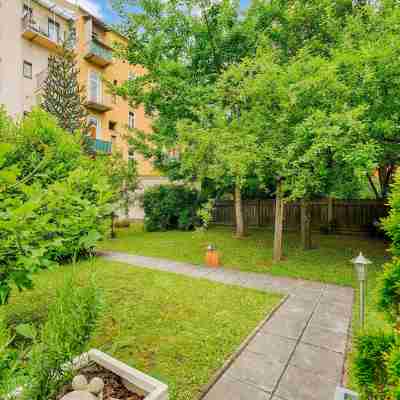 Arcadio Home - Premium Suite Hotel Exterior