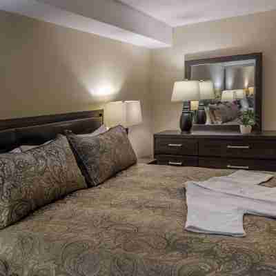 Cartier Place Suite Hotel Rooms