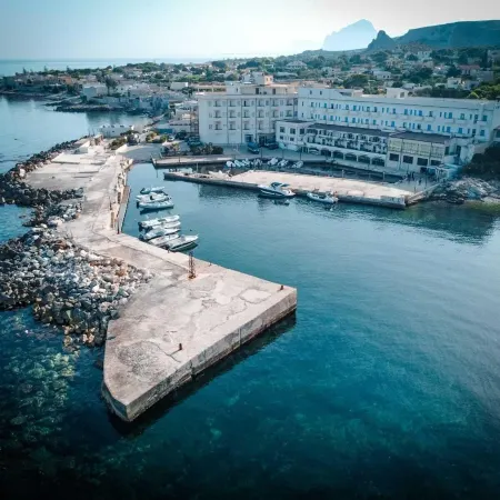 Hotel Tirreno