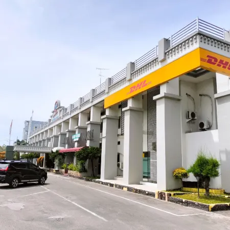 Pardede International Hotel