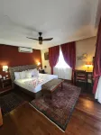 Golden Hill Parker Hotel - 3-Star