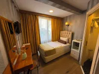Kuzen Otel Hotels near Kadikoy