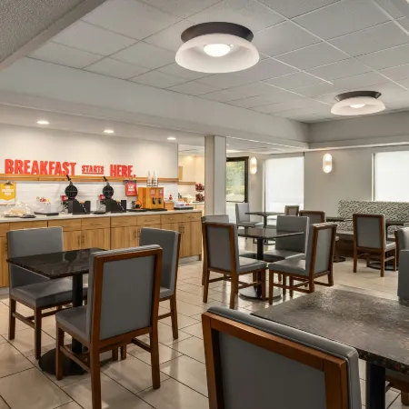 Hampton Inn Springfield-South