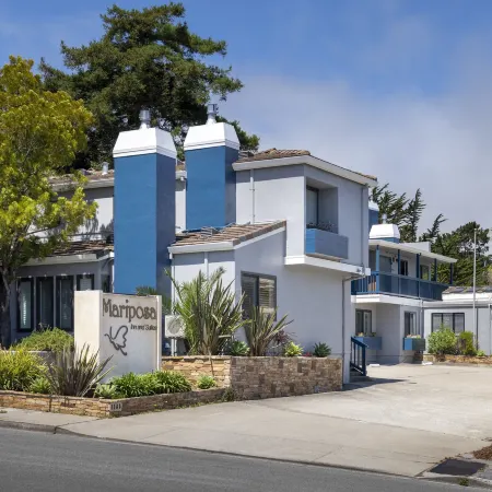 Mariposa Inn and Suites
