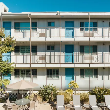 Marin Suites Hotel