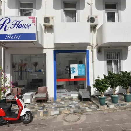R House Hotel