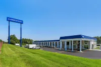 Americas Best Value Inn-Richmond South - Motels