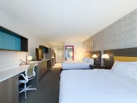 Home2 Suites by Hilton West Sacramento - parking