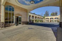 Thunderbird Lodge - 2-Star