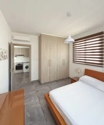 Modern 1BR Apartment in Strovolos - balcony