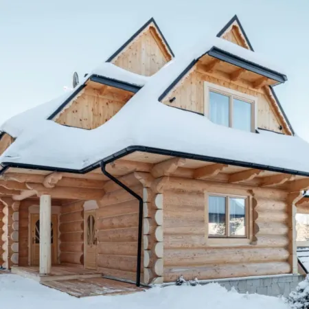 Comfortable Holiday Home, 3 Bedrooms, Fireplace