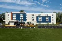 SpringHill Suites Frederica - parking