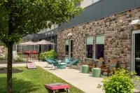 Aloft Cleveland Beachwood - С баром