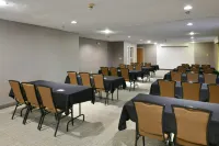 SpringHill Suites des Moines West - Parkplatz