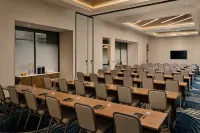 Tempo by Hilton Savannah Historic District - Business