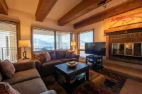 The Plaza Condominiums, A Vail Resorts Property - 주차장