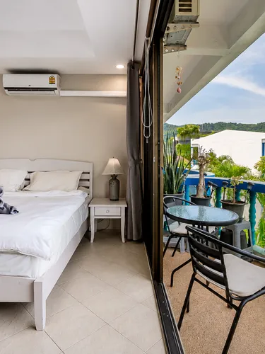 รูปภาพของKamala Apartment near Beach, Pool, sleeps 3