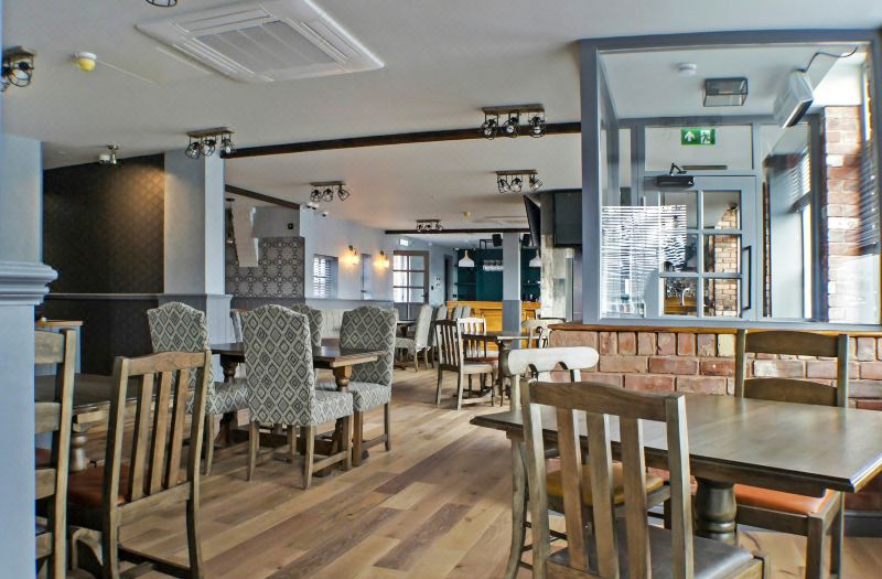 OYO Tamworth Arms Boutique Pub & Hotel photo 4