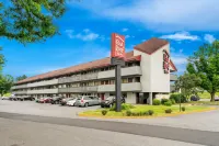 Red Roof Inn Allentown Airport - 2-Star