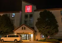 印第安納波利斯機場紅頂套房飯店 - 汽車旅館