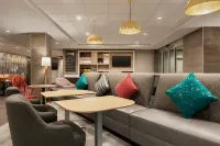 Home2 Suites by Hilton Silver Spring - Pet friendly