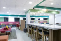 Hampton by Hilton Saltillo - 3-Star