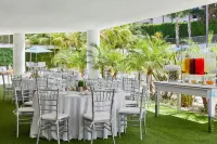 Irvine Marriott - breakfast