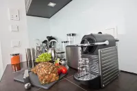 Goodman's Living - Kondo