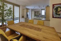Holiday Home - Cityhouse WG9 - 6 Guests - 3BR - Homestays