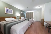 Studio 51 Extended Stay Hotel - Motels