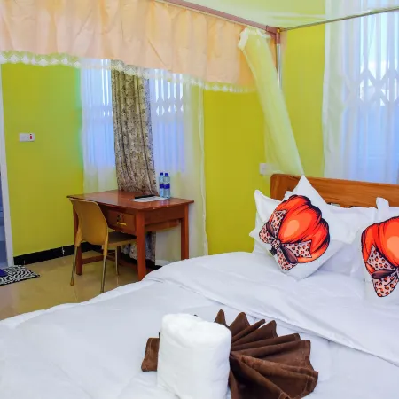 FLORENTINA LODGE Dodoma