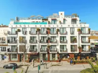 Lagos Avenida Hotel - موقف سيارات
