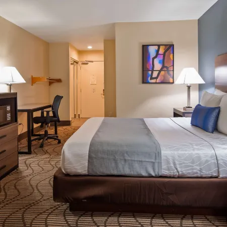 Best Western Plus Heritage Inn