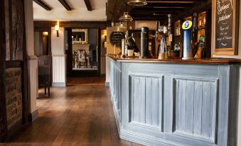 Berkshire Arms by Chef & Brewer Collection