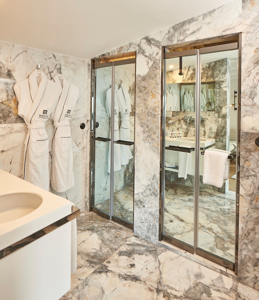 Manna Boutique Hotels