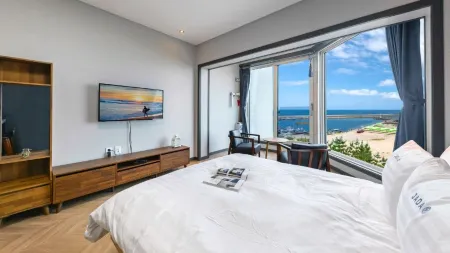 Yangyang Jada Pension Отели рядом с достопримечательностью «Jukdo Beach»