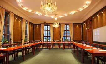 Engsholms Slott - Adults Only