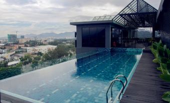 M Roof Hotel & Residences